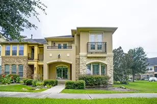 2043 Palm Forest Ln, Houston, TX 77077 - Photo 2