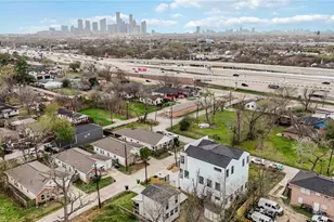 3103 Lelia St, Houston, TX 77026 - Photo 40