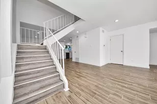 10358 Hammerly Blvd, Houston, TX 77043 - Photo 20