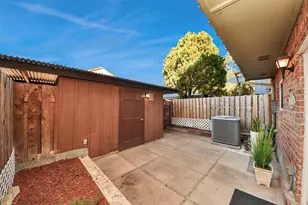 10358 Hammerly Blvd, Houston, TX 77043 - Photo 38