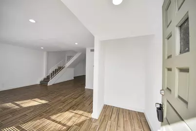 10358 Hammerly Boulevard #18, Houston, TX 77043 - Photo 6