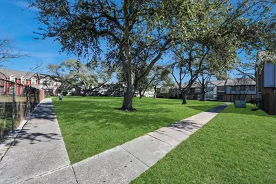 10358 Hammerly Boulevard #18, Houston, TX 77043 - Photo 42