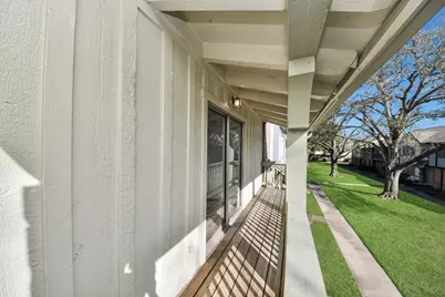 10358 Hammerly Boulevard #18, Houston, TX 77043 - Photo 28