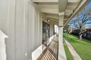 10358 Hammerly Blvd, Houston, TX 77043 - Photo 28