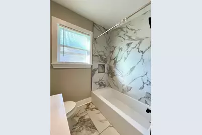 4504 Kingsbury Street, Houston, TX 77021 - Photo 8