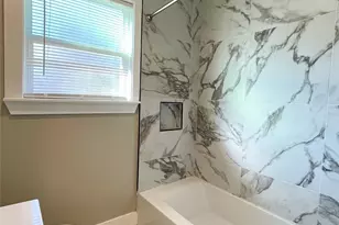 4504 Kingsbury St, Houston, TX 77021 - Photo 8