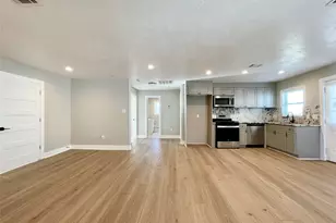 4504 Kingsbury St, Houston, TX 77021 - Photo 4