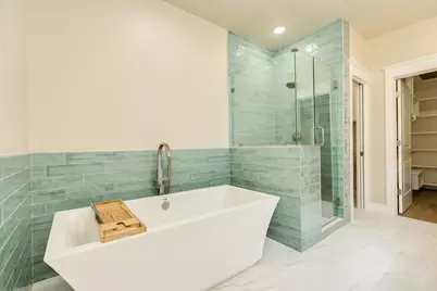 2308 Bernardo De Galvez, Galveston, TX 77550 - Photo 26