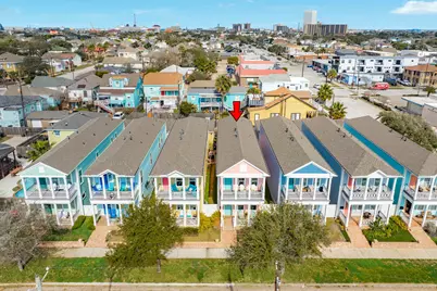 2308 Bernardo De Galvez, Galveston, TX 77550 - Photo 40