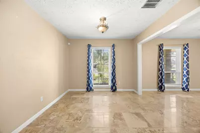 15214 Saint Cloud Drive, Houston, TX 77062 - Photo 10