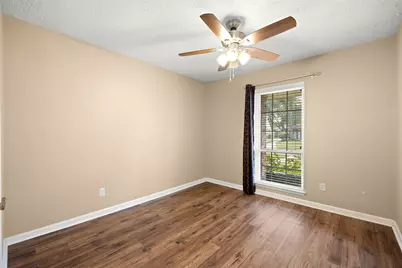 15214 Saint Cloud Drive, Houston, TX 77062 - Photo 30