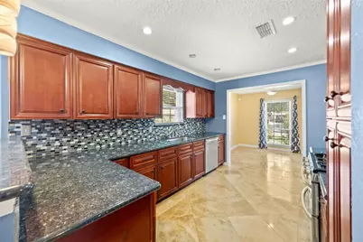 15214 Saint Cloud Drive, Houston, TX 77062 - Photo 14