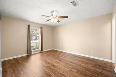 15214 Saint Cloud Drive, Houston, TX 77062 - Photo 24