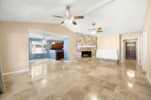15214 St Cloud Dr, Houston, TX 77062 - Photo 6