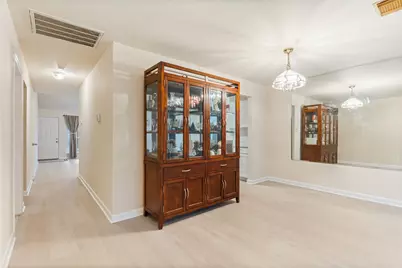 12126 Meadow Place Drive, Houston, TX 77071 - Photo 8