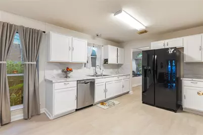12126 Meadow Place Drive, Houston, TX 77071 - Photo 10