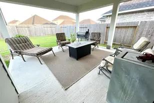 8319 Divot Trce, Fulshear, TX 77441 - Photo 32