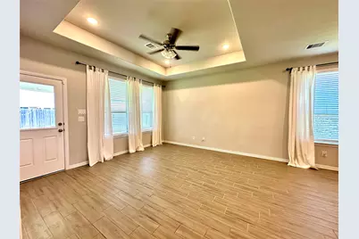 8319 Divot Trace, Fulshear, TX 77441 - Photo 10