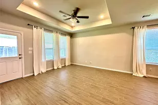 8319 Divot Trce, Fulshear, TX 77441 - Photo 10