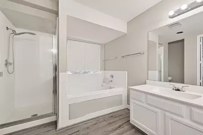 1343 Edenderry Lane, Sugar Land, TX 77459 - Photo 38