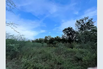 506 Rogers Street, Wallis, TX 77485 - Photo 1