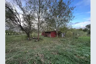 506 Rogers Street, Wallis, TX 77485 - Photo 6
