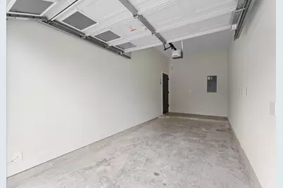 6904 Covington Drive #B, Houston, TX 77091 - Photo 4