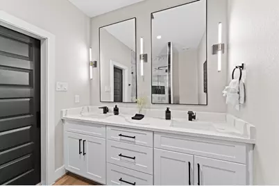 6904 Covington Drive #B, Houston, TX 77091 - Photo 32