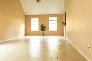 19926 Bettencourt Ln, Houston, TX 77073 - Photo 2