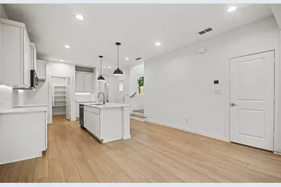 2713 Tierwester Street, Houston, TX 77004 - Photo 10