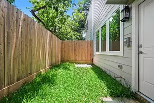 2713 Tierwester St, Houston, TX 77004 - Photo 26