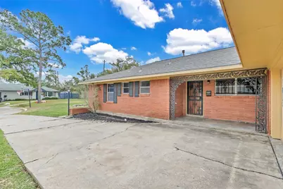 1803 Sea Queen Court, Houston, TX 77008 - Photo 2