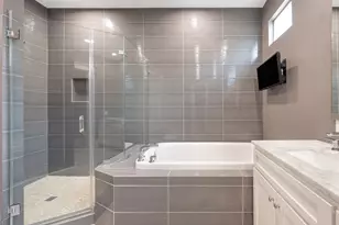 212 W 6th St, Houston, TX 77007 - Photo 16