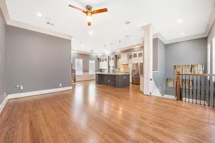 212 W 6th St, Houston, TX 77007 - Photo 4