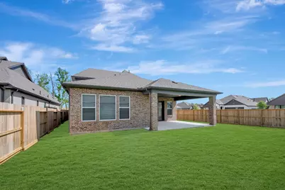 11903 Greenwood Drive, Mont Belvieu, TX 77523 - Photo 10