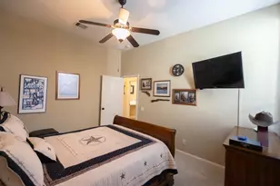 2363 Opal Springs Ln, Friendswood, TX 77546 - Photo 22