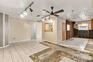 2525 Pickerton Dr, Deer Park, TX 77536 - Photo 8