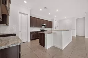 6722 Chicoma St, Spring, TX 77379 - Photo 8