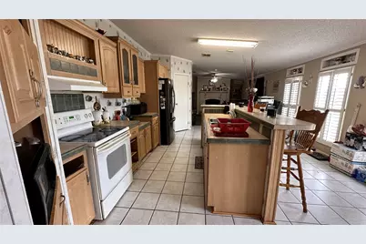 1440 Mustang Loop, Madisonville, TX 77864 - Photo 16