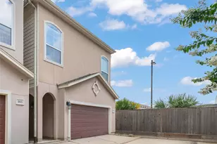 907 McKinney Park Ln, Houston, TX 77003 - Photo 4