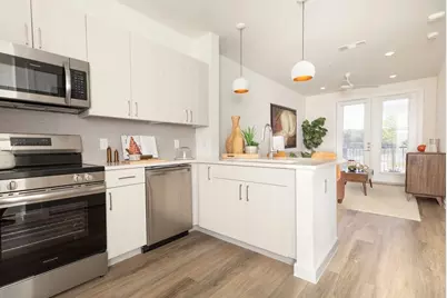 1690 North Loop #289, Houston, TX 77009 - Photo 4