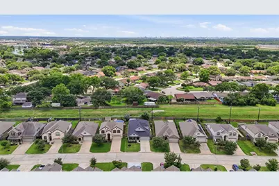 4310 Bearberry Avenue, Baytown, TX 77521 - Photo 44