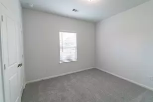 1718 Windrose Bnd, Angleton, TX 77515 - Photo 10