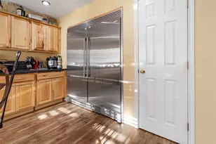 609 Marion Ln, West Columbia, TX 77486 - Photo 4