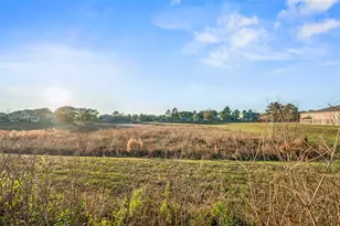 416 Rolling Hills Dr, Conroe, TX 77304 - Photo 10