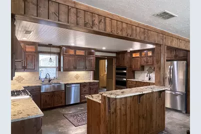 110 Private Road 749, Donie, TX 75838 - Photo 6
