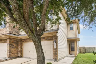 3206 Pearl Bluff Ln, Houston, TX 77047 - Photo 2