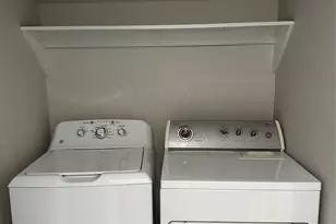 9534 Pagewood Ln, Houston, TX 77063 - Photo 18