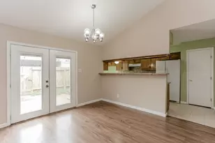 2146 Greenbriar Colony Dr, Houston, TX 77032 - Photo 12