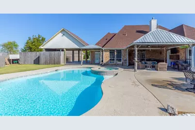 665 Winchester Drive, Bridge City, TX 77611 - Photo 2